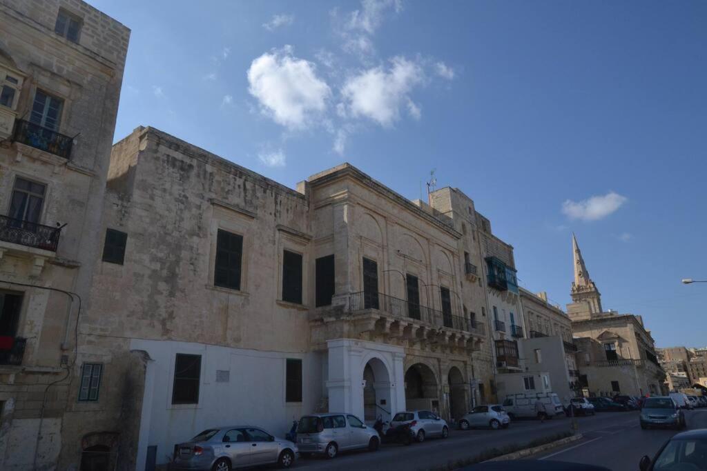 Vallettadreamsuites Groud Floor Shared Sea View Rooof Terrace Esterno foto